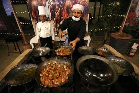 ‍ ٹریڈیشنل ریسٹورنٹ کے لیے شیف درکار ہے