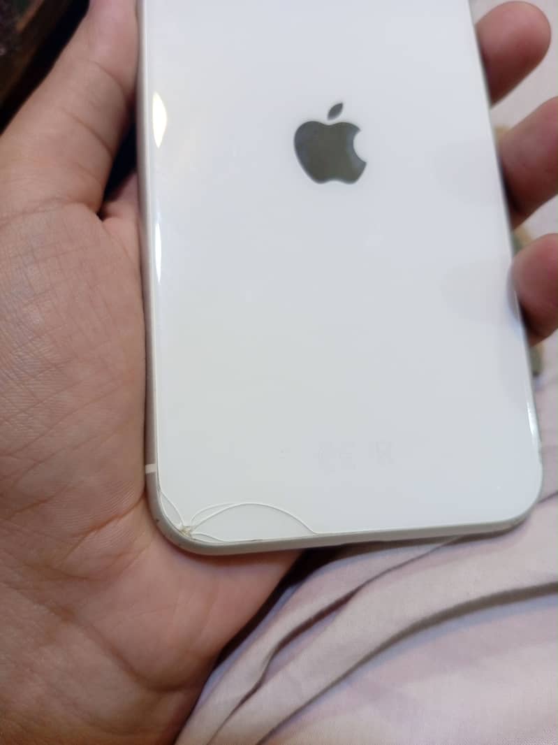 Apple iPhone 11 6