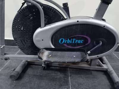 elliptical cross trainer