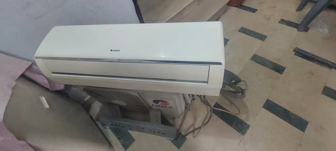 Gree Ac for sale 1.5 Ton