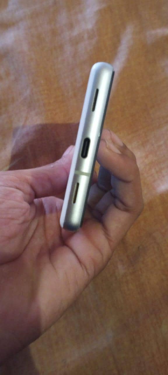 Google Pixel 7a 6