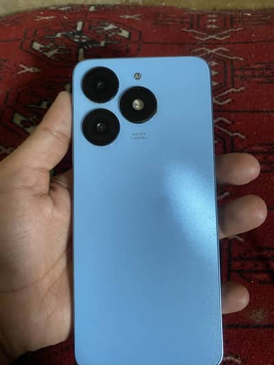 Itel A70 128GB - Android 13 Go - 5000mAh Battery - With Box