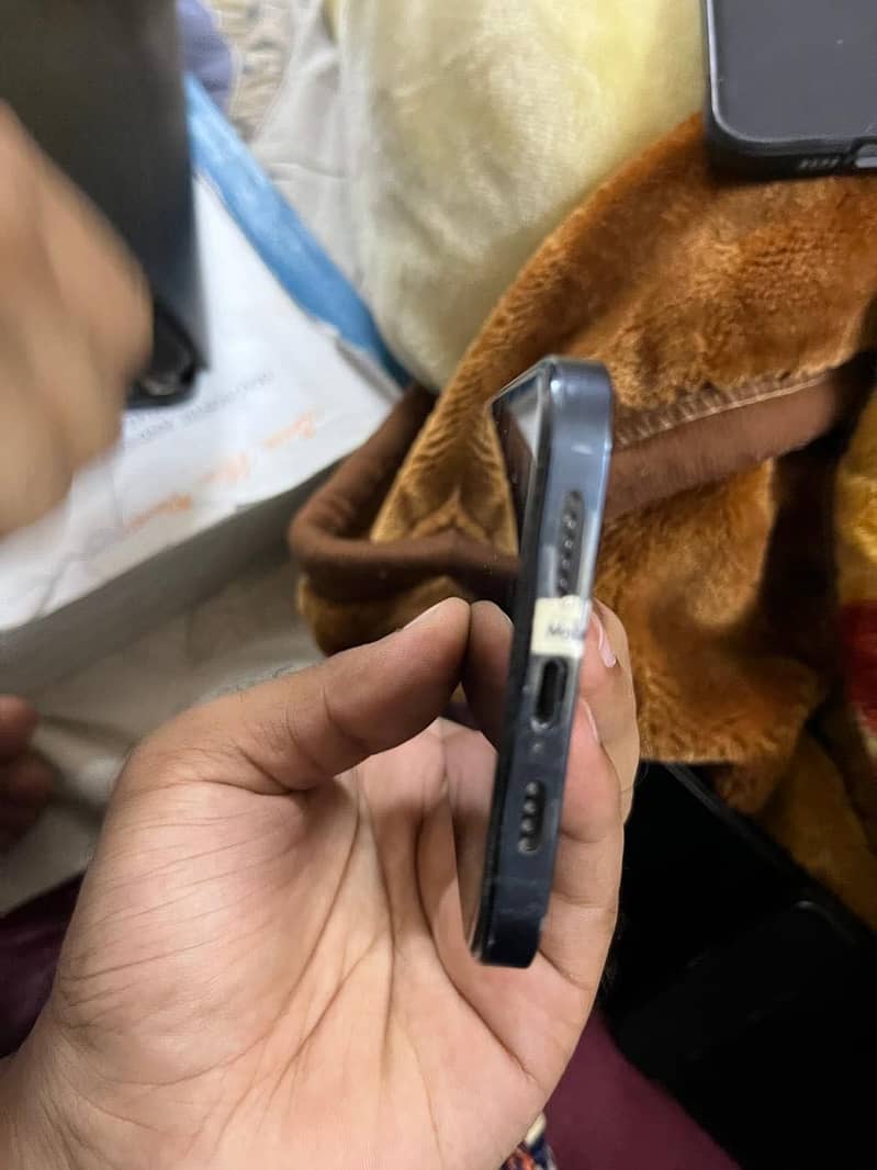 Apple iPhone 12 Pro Max 4