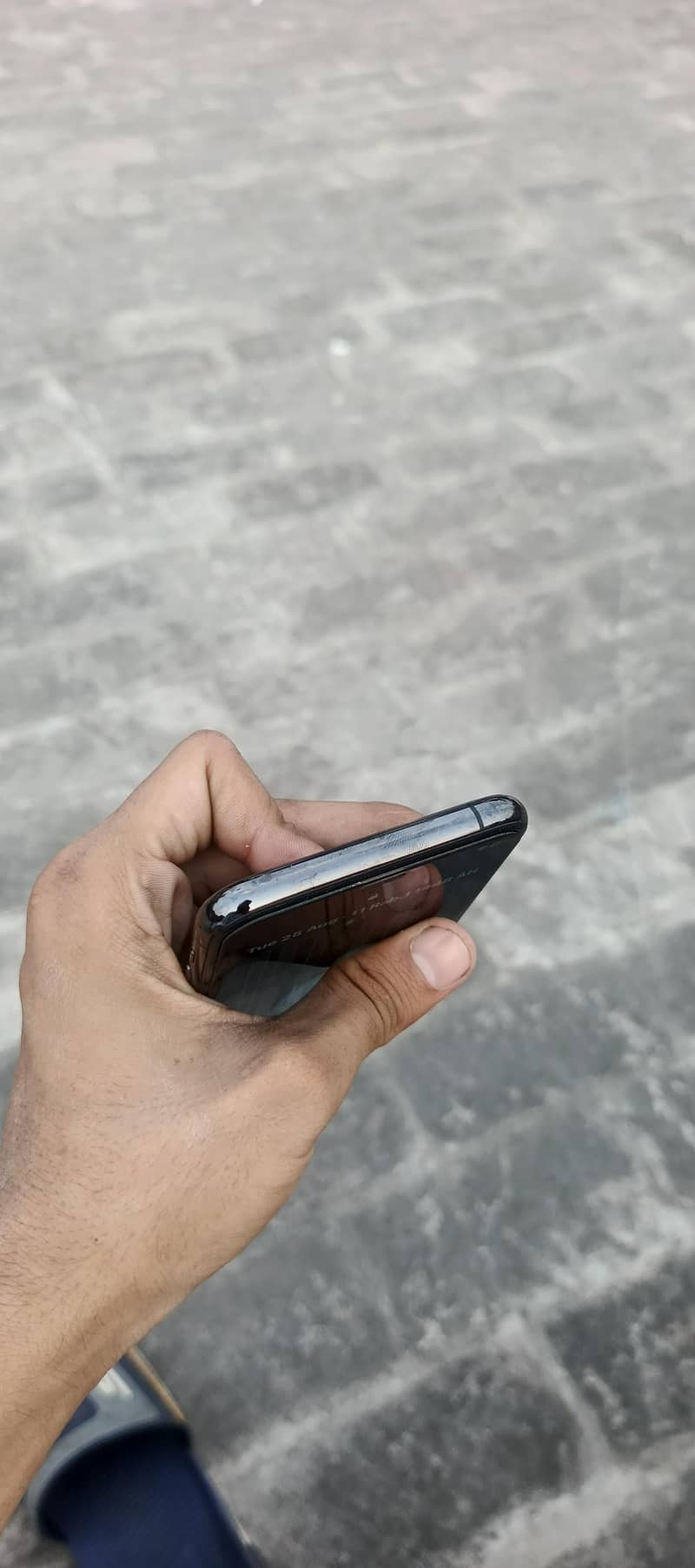 Apple iPhone 11 Pro 6