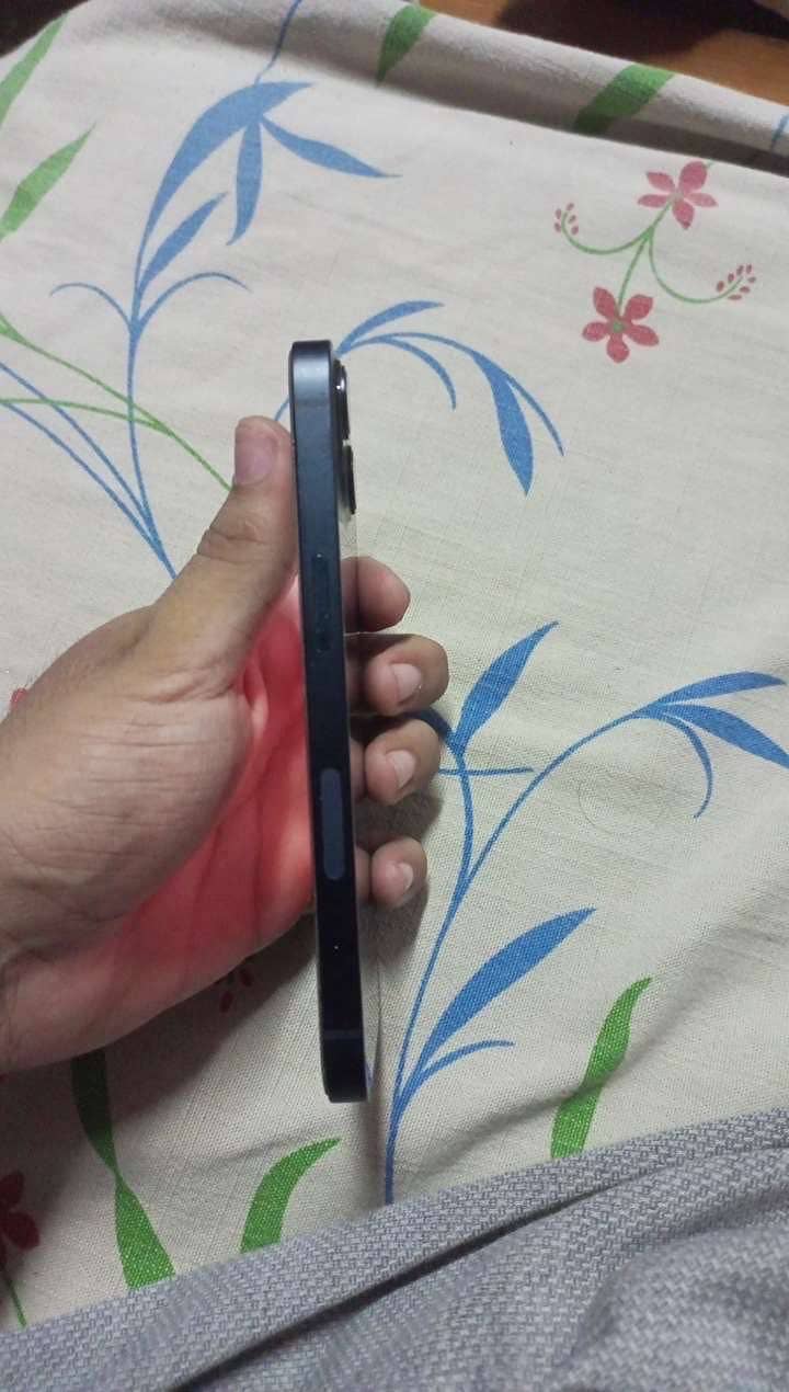 Apple iPhone 13 3