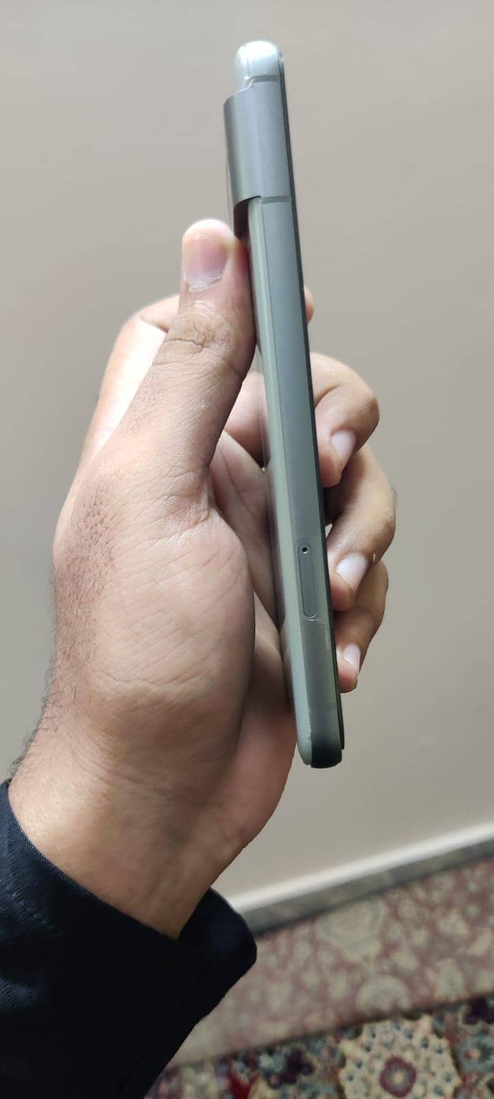 Google pixel 8 3