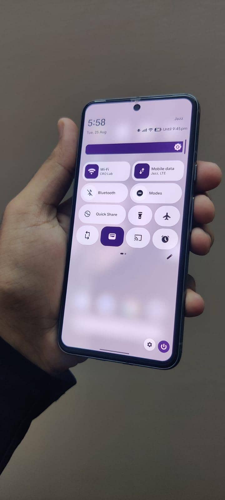 Google pixel 8 4