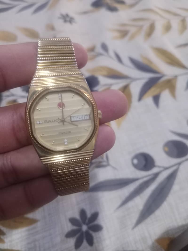 hand watch 0