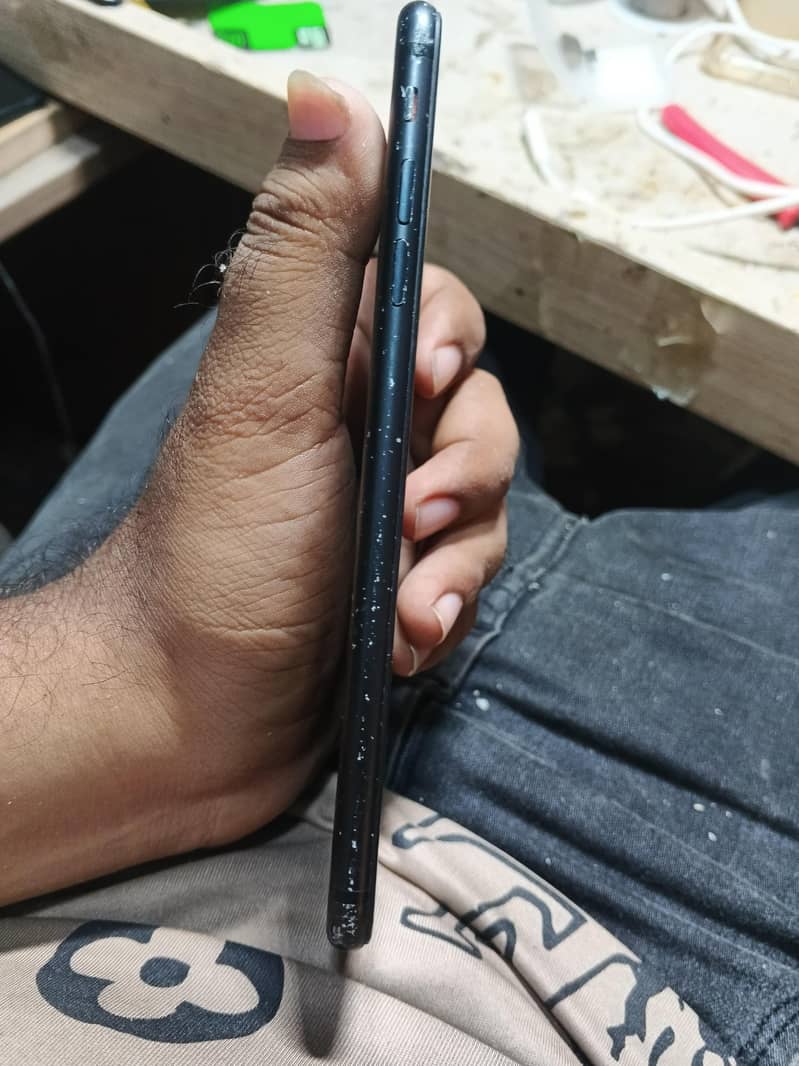 Apple iPhone 7 Plus 2