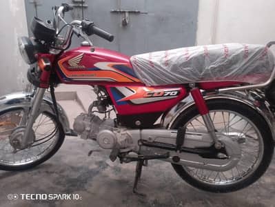 Honda CD 70 2025 Model - Low Mileage, Brand New Condition