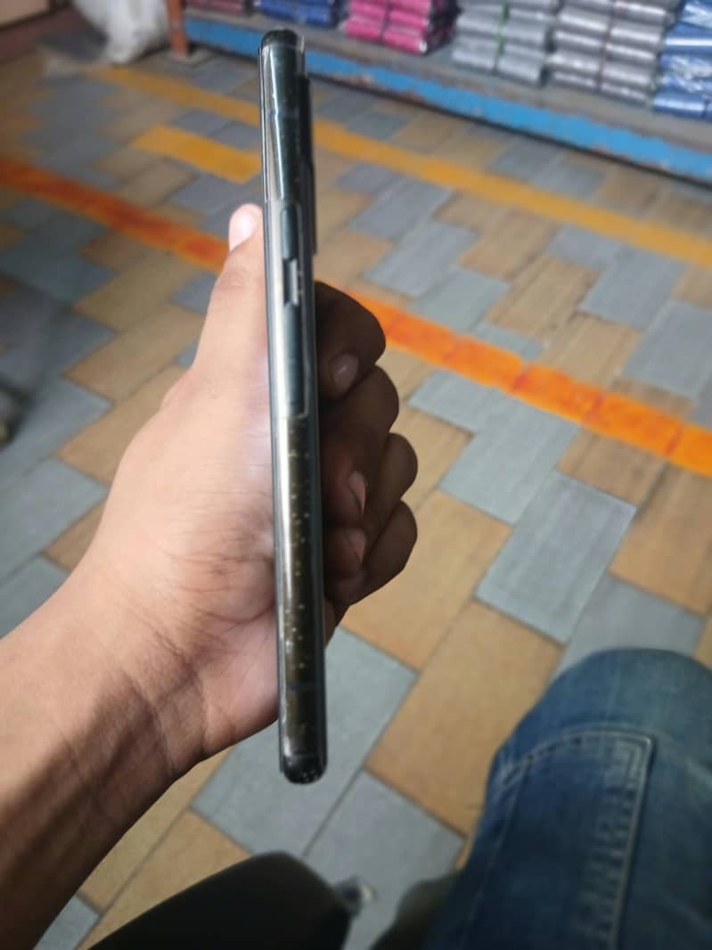 Google Pixel 6a 5
