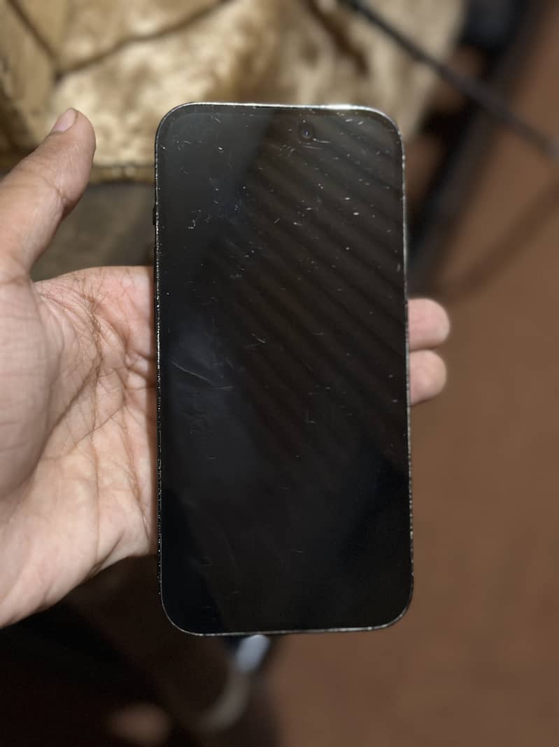 Apple iPhone 14 Pro 1