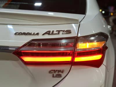 Toyota Corolla  Altis Grande 2018 | Antique car