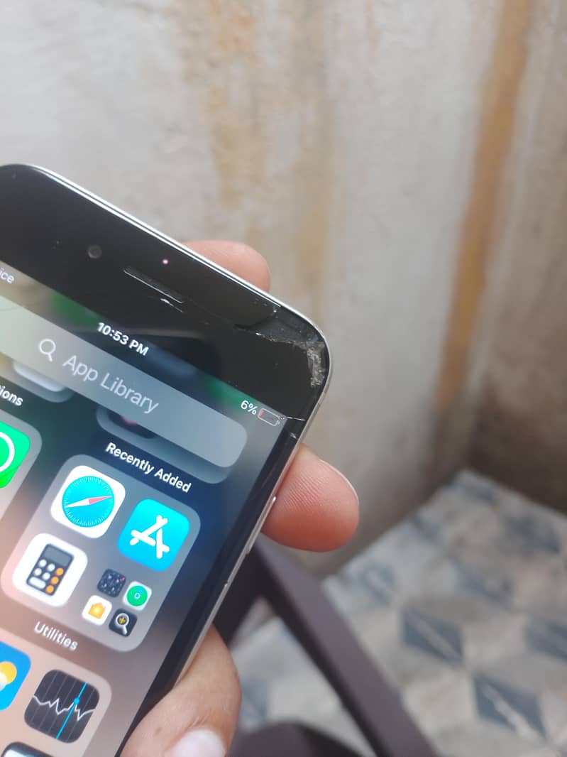 Apple iPhone 6S 2