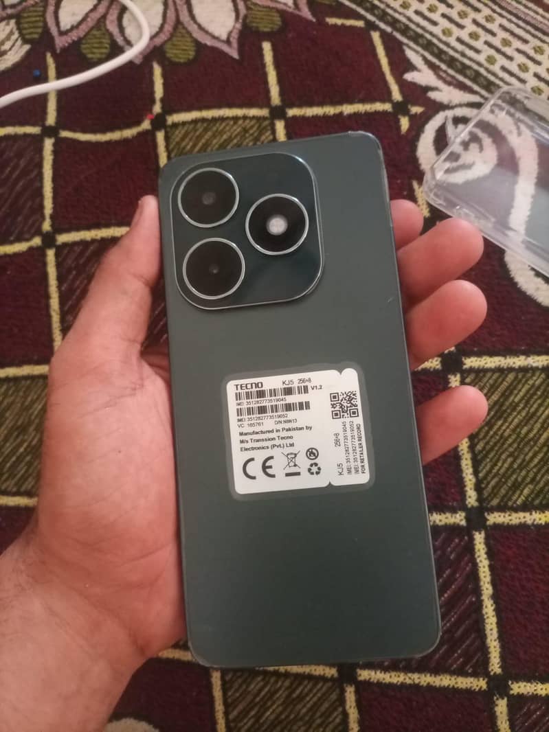 Tecno Spark 20 0