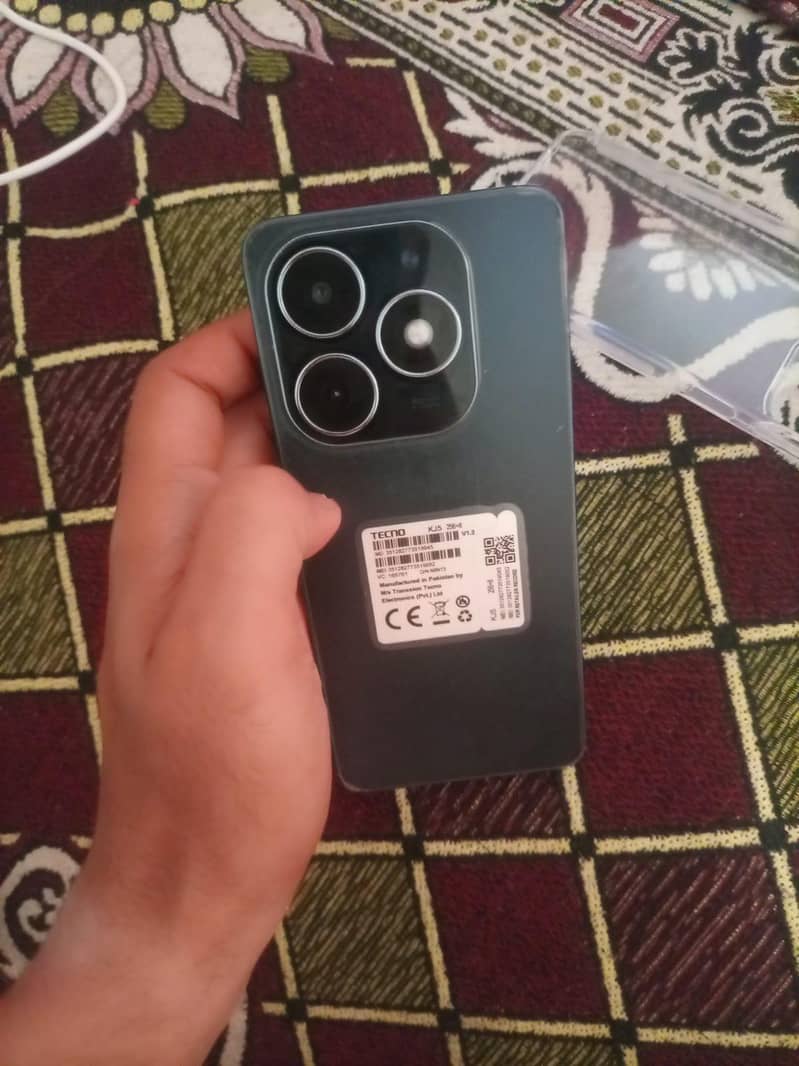 Tecno Spark 20 5