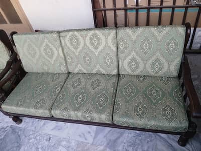 3 seater+ 2 single seater sofa set