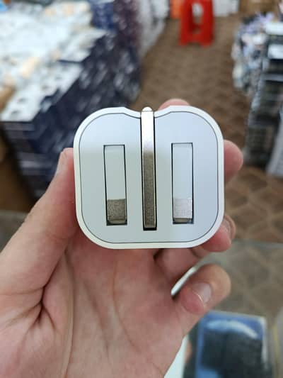 20W USB-C Fast Charging Power Adapter – 3-Pin | iPhone & Samsung
