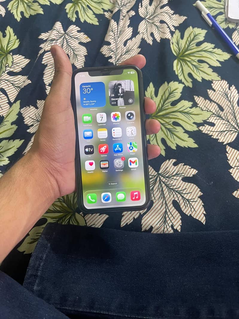Apple iPhone 11 5
