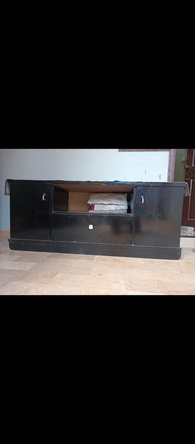 Tv console