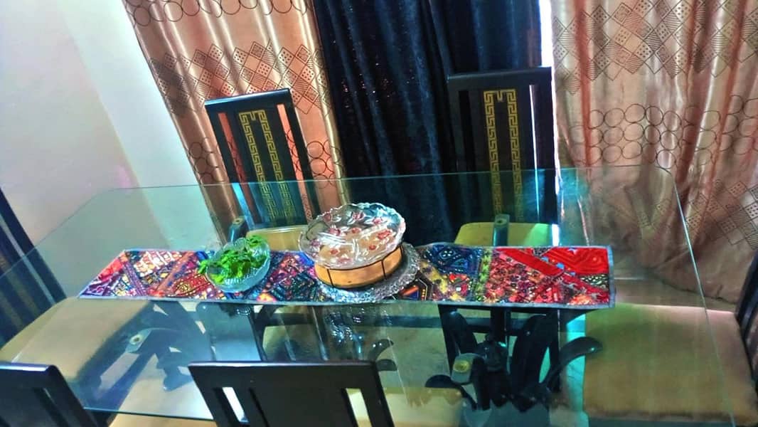 Elegant Dining Table Set 1