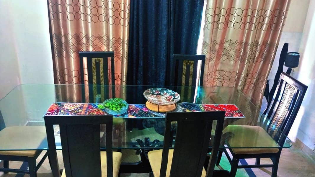 Elegant Dining Table Set 6