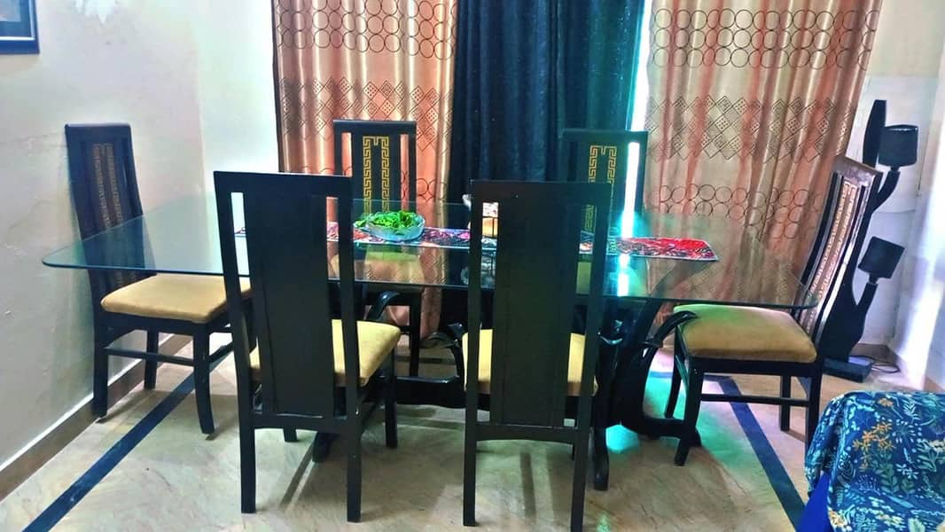 Elegant Dining Table Set 7