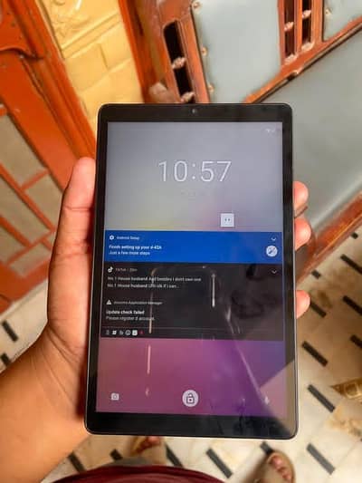Lenovo Docomo D-42A 4GB/64GB | 10.1" FHD+ |