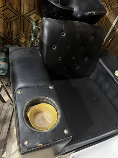 Professional Salon Shampoo Chair with Wash Basin