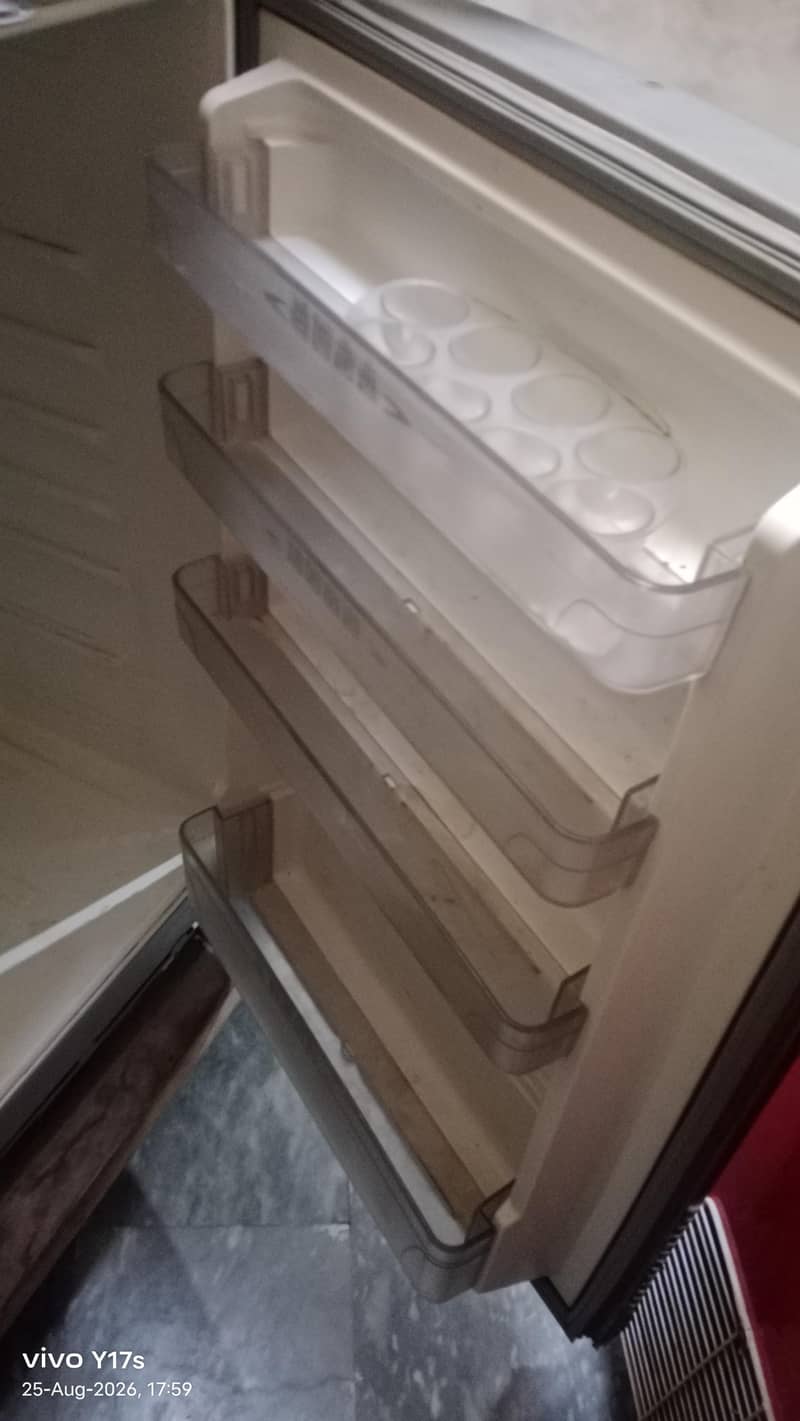 Dawlance Refrigerator 5