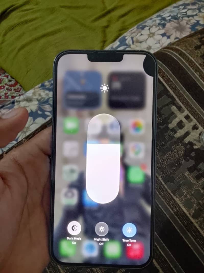 Apple iPhone 13 Pro Max 4