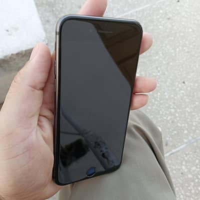 Apple iPhone 8