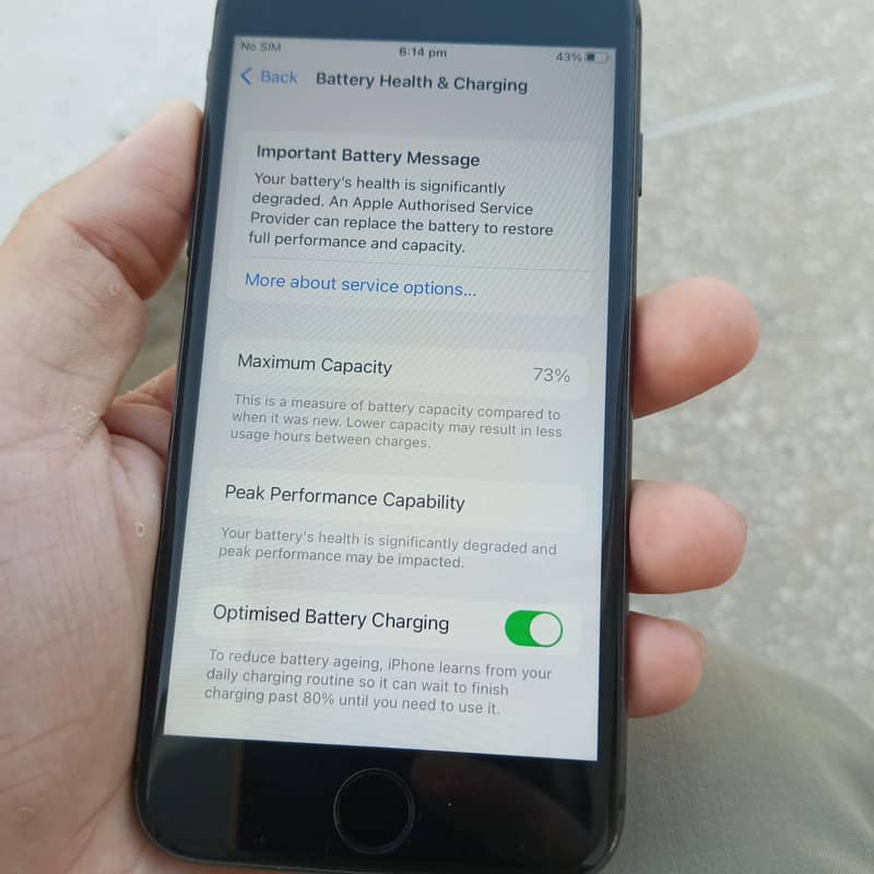 Apple iPhone 8 3