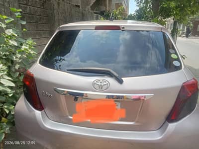 Toyota Vitz 2016