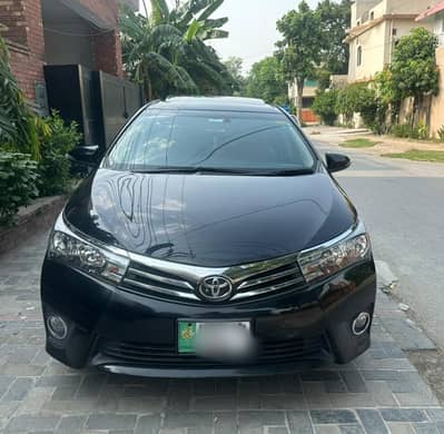 Toyota Corolla Altis Grande Model 2017