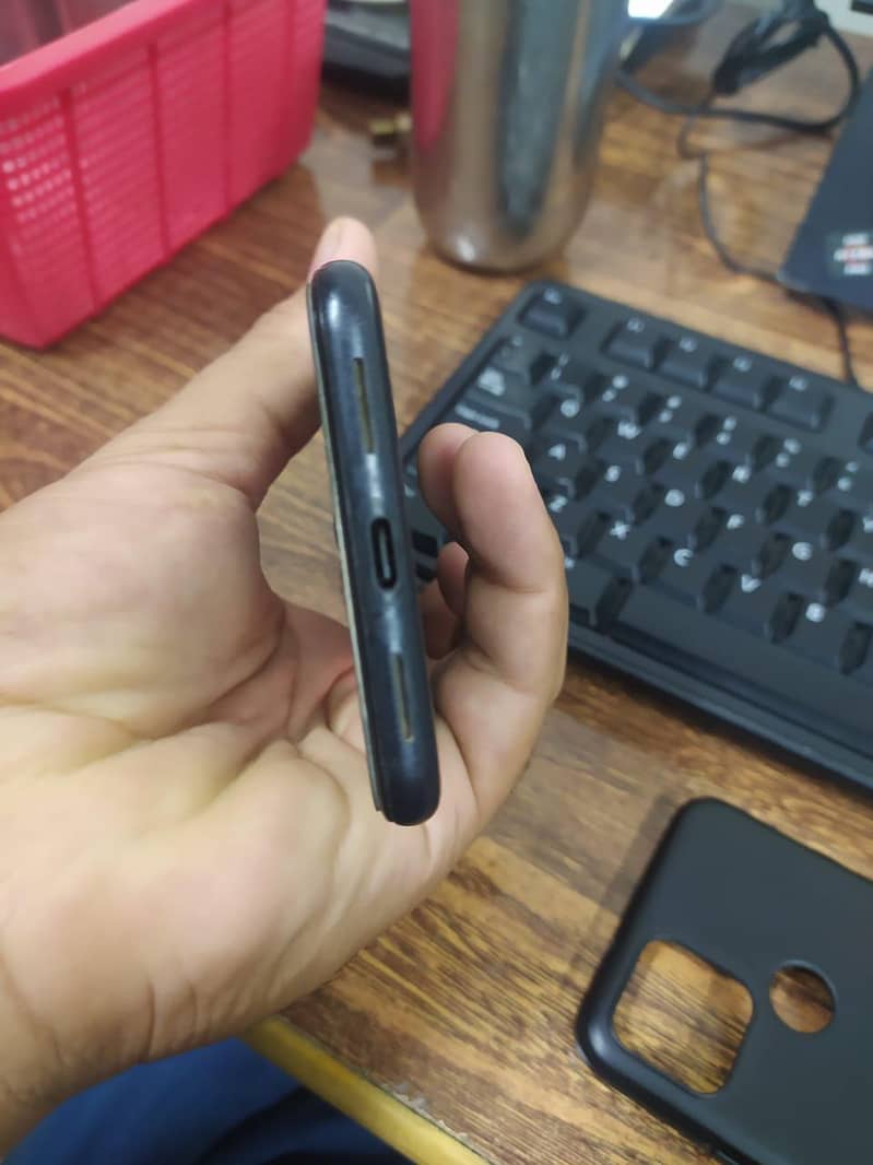 Google Pixel 5 2