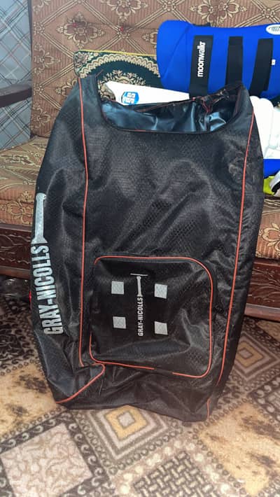Cricket full kit only 1 month used with warranty