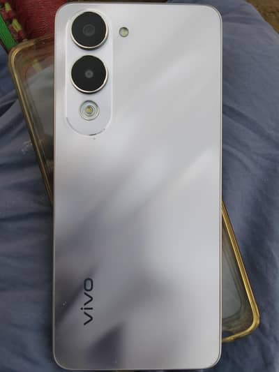 Vivo Y04