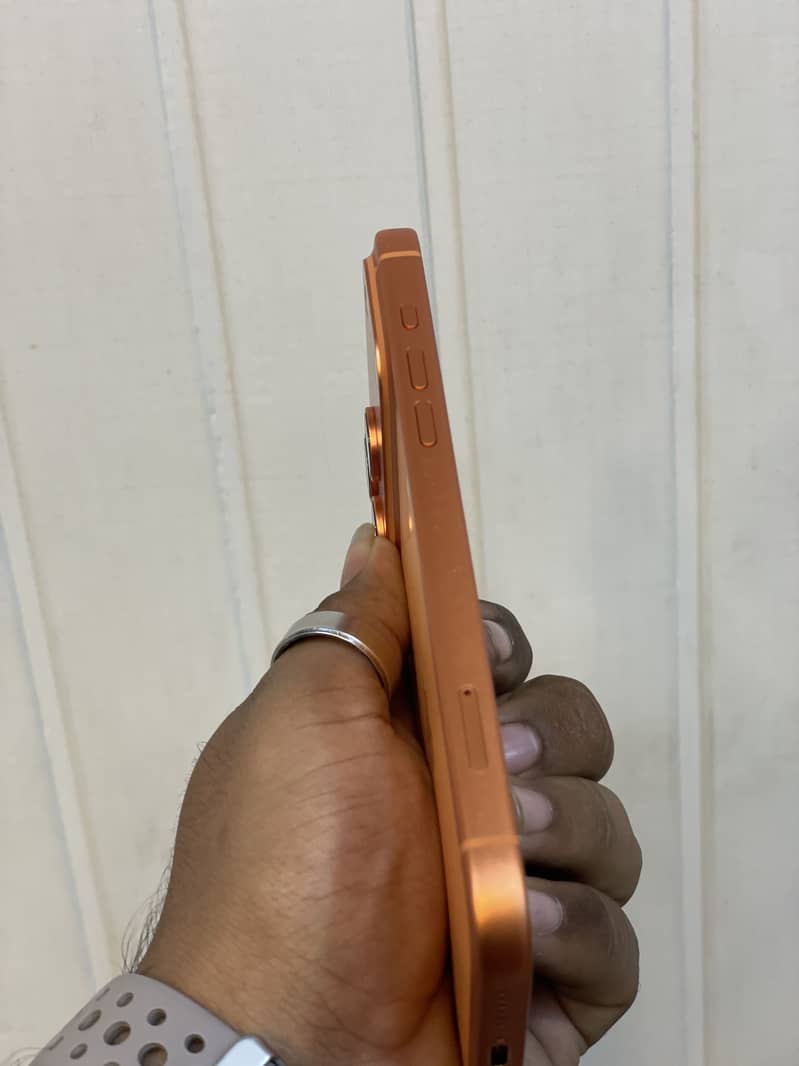 Apple iPhone 17 Pro Max 1