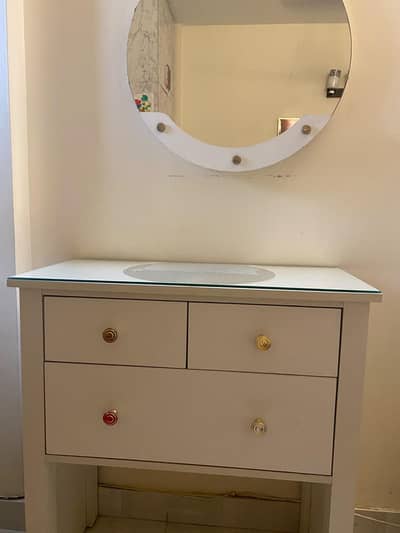 dresser with mirror for sale