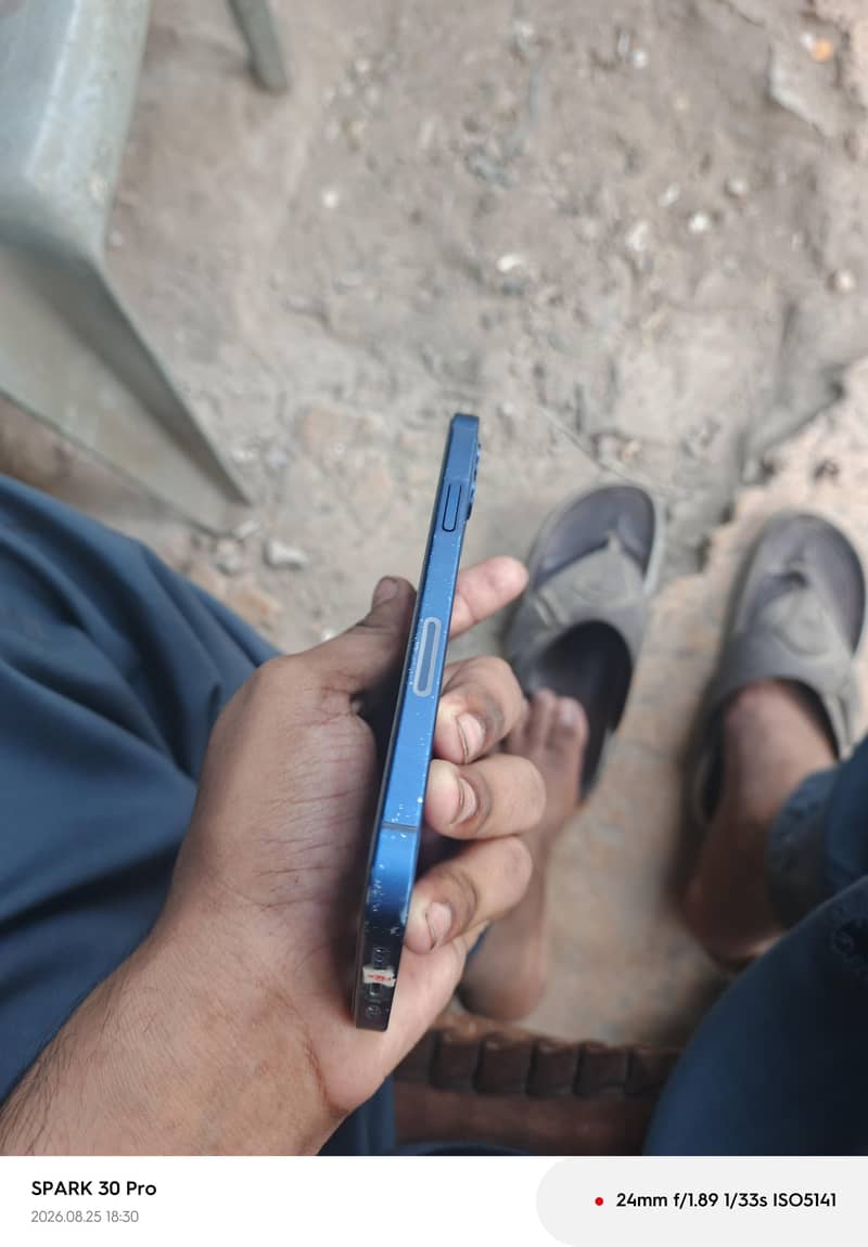 Apple iPhone 12 mini 2