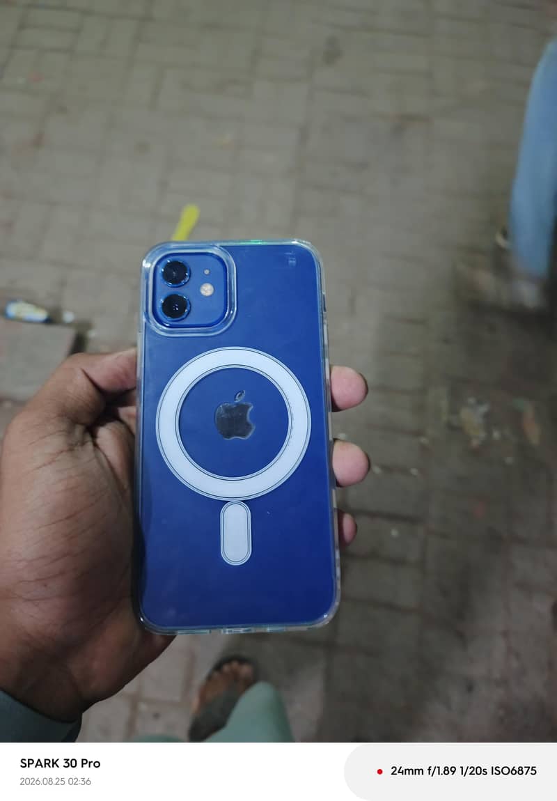 Apple iPhone 12 mini 4