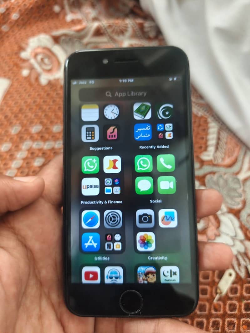 Apple iPhone 8 0