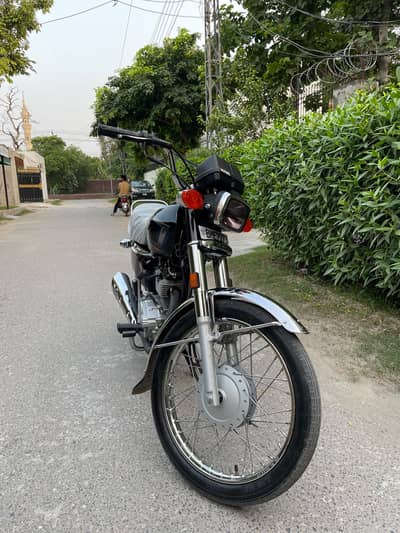 Honda CG 125 2025