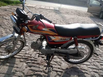 Honda CD70 urgant for sale original Good condition