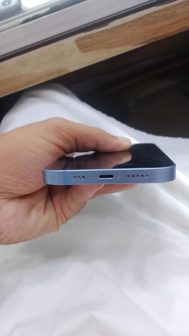 Apple iPhone 14 2