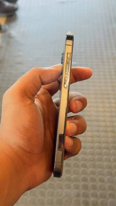 Apple iPhone 12 Pro