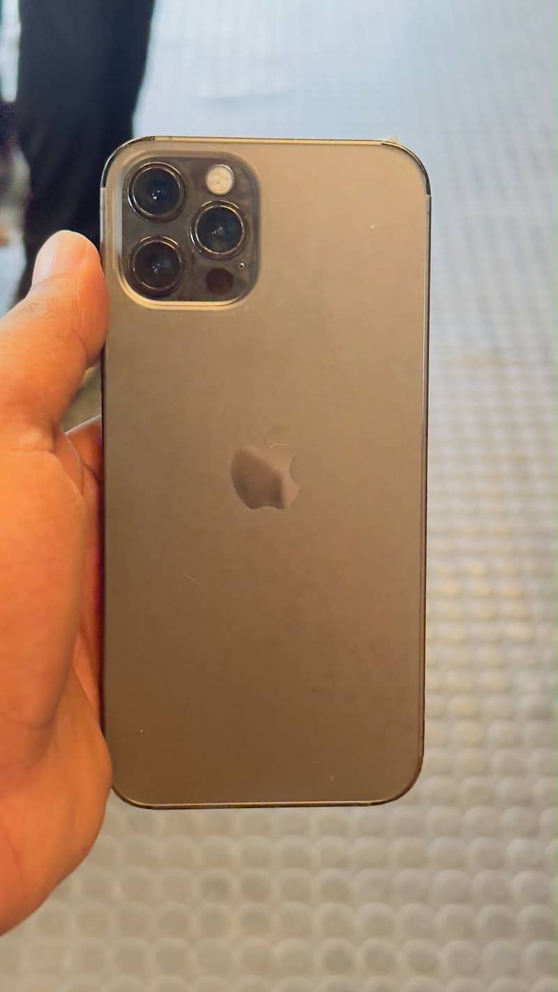 Apple iPhone 12 Pro 2