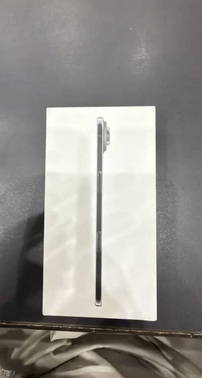 IPhone 17 Air 256gb factory unlock black, sky blue non active box pack