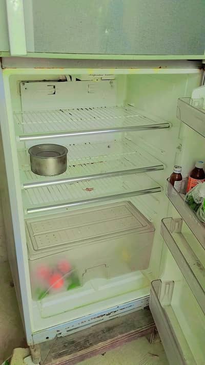 Dawlance freezer  for sale condition 10 by 10
